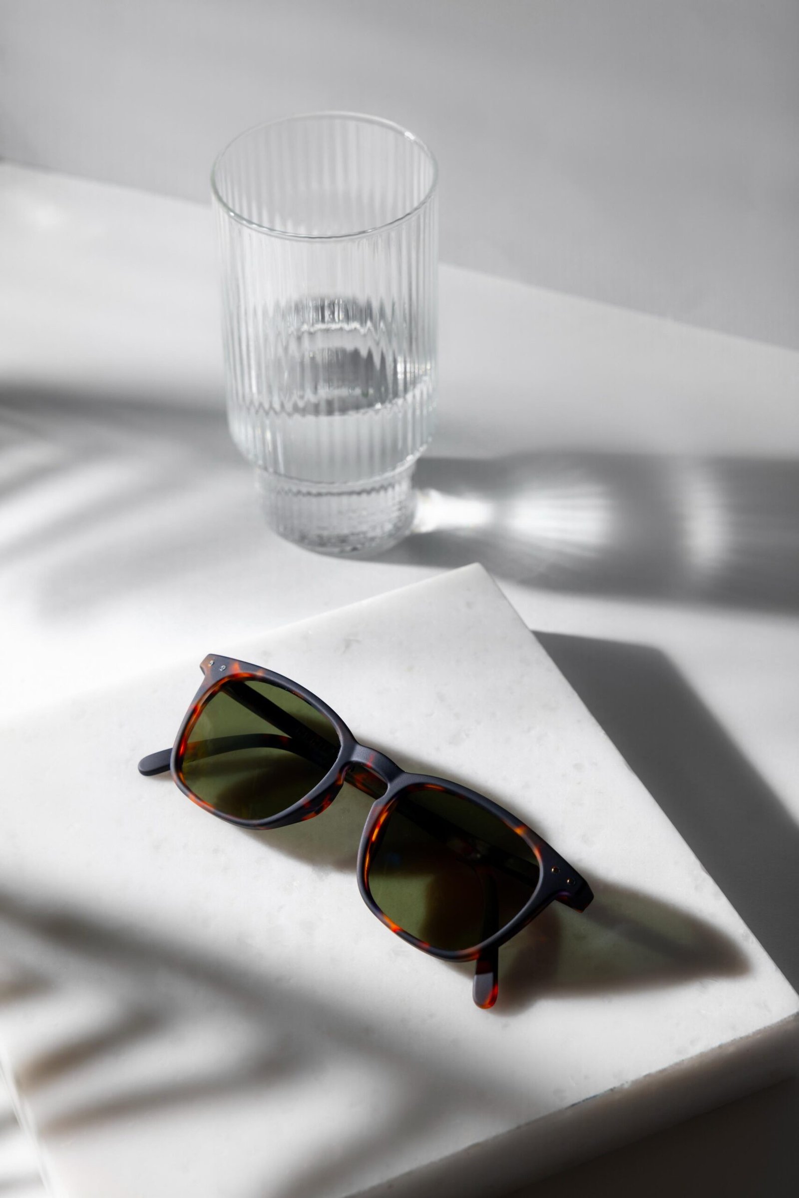glasses-with-rounded-frames-still-life